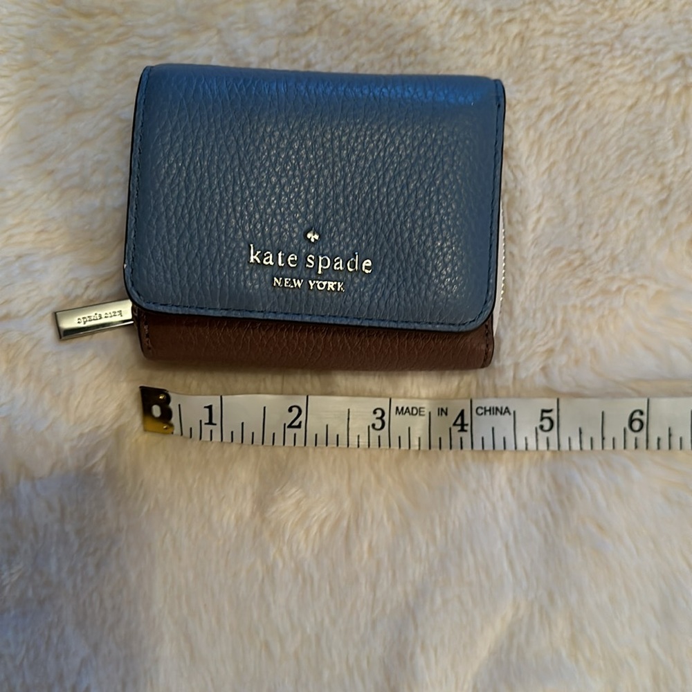 Kate Spade blue , cream and tan wallet - Picture 4 of 5